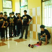 Mousetrap_Car_Race_Boys_2011_040.JPG